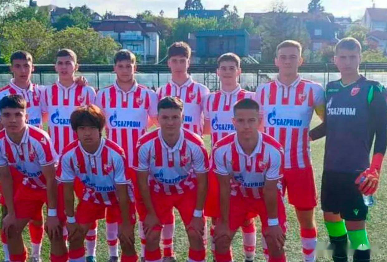 开云官方网站在线登陆-险胜首场状态出色，西班牙队观众沸腾！，哈兰德重返赛场引发球迷热议-开云官方网站在线登陆